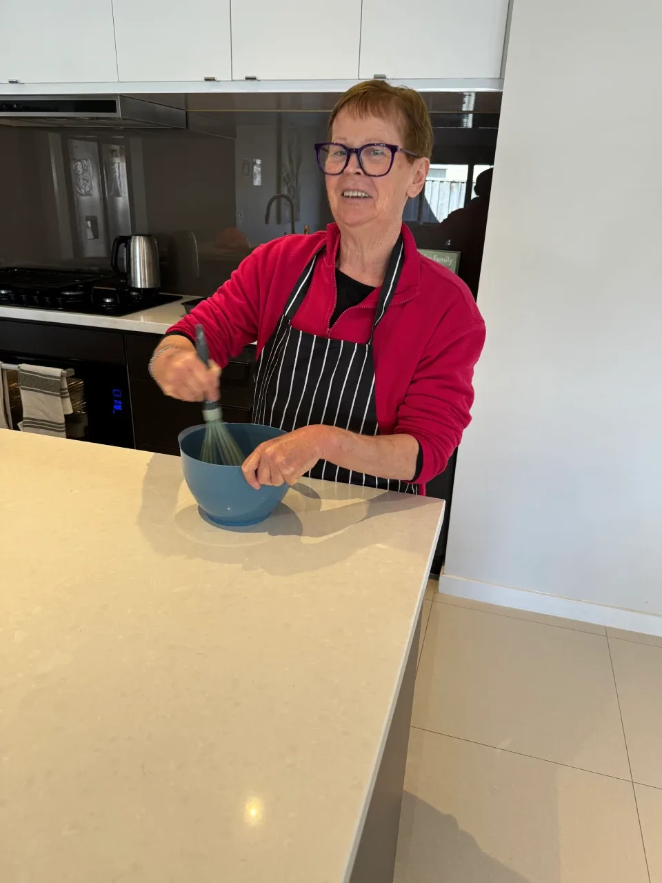 Elizabeth baking banana cake